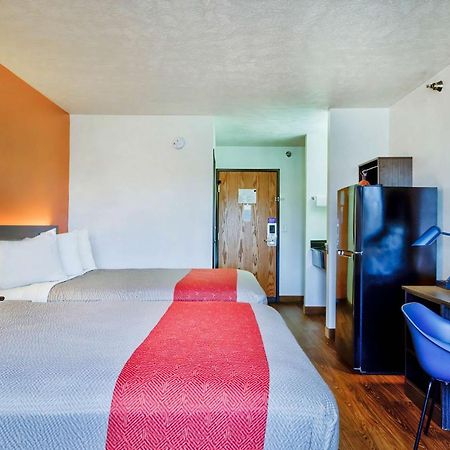 Motel 6-Percival, Ia Council Bluffs Bagian luar foto
