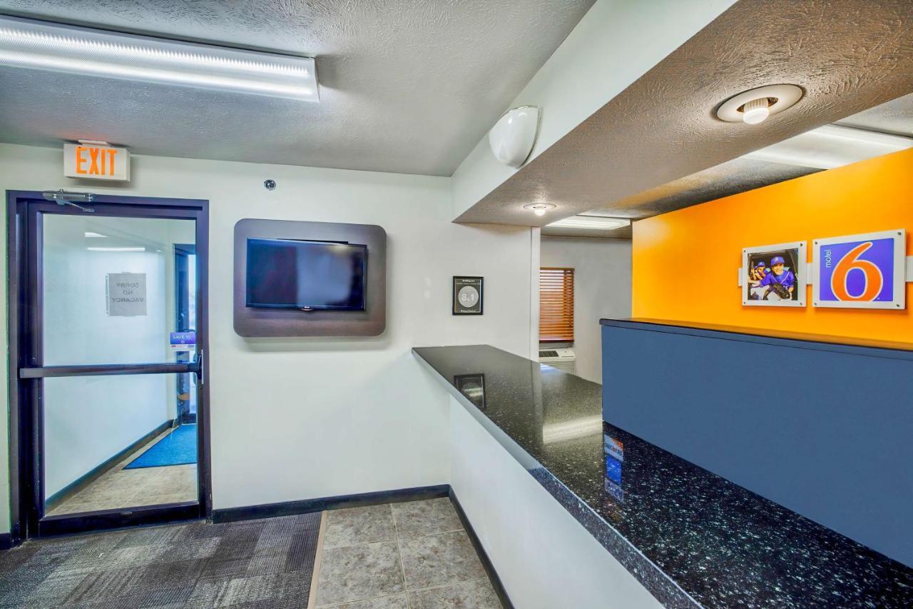 Motel 6-Percival, Ia Council Bluffs Bagian luar foto
