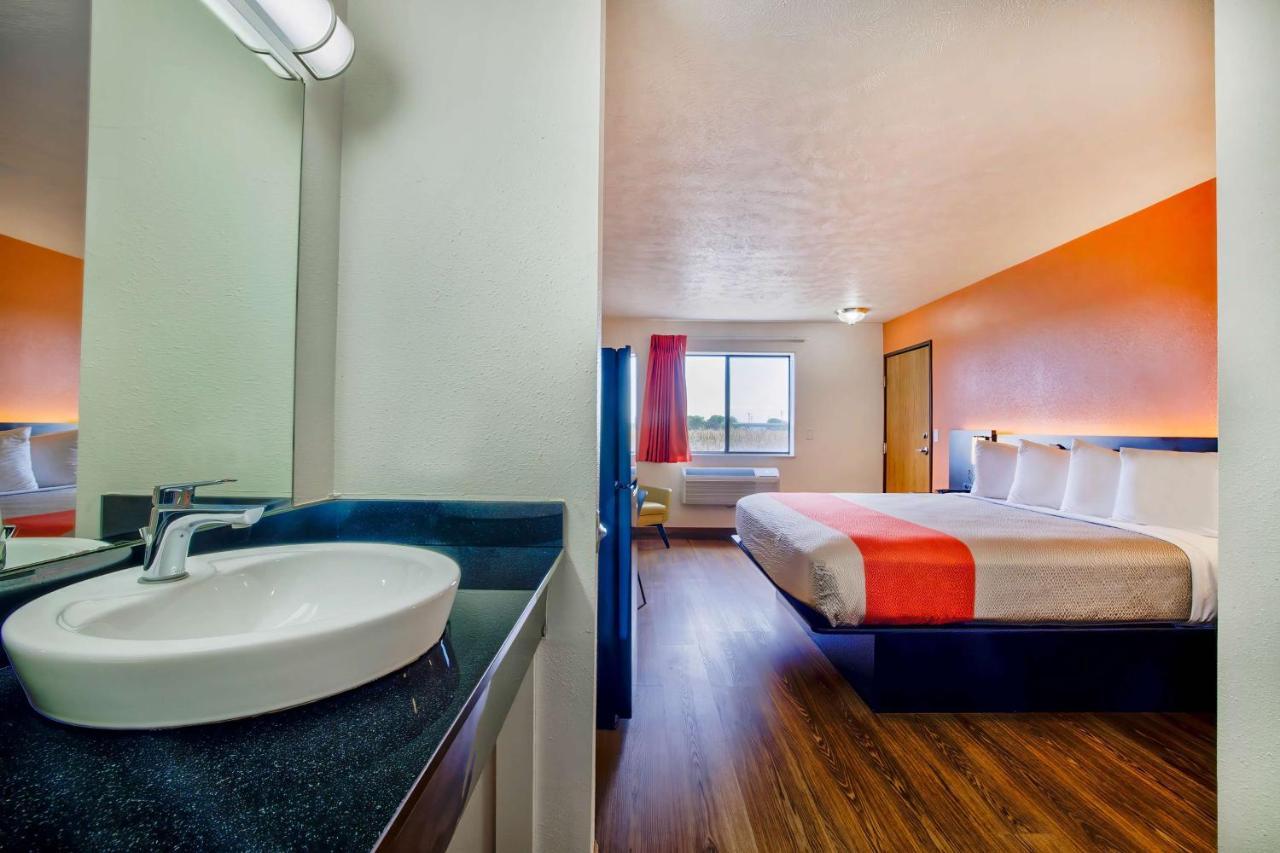 Motel 6-Percival, Ia Council Bluffs Bagian luar foto