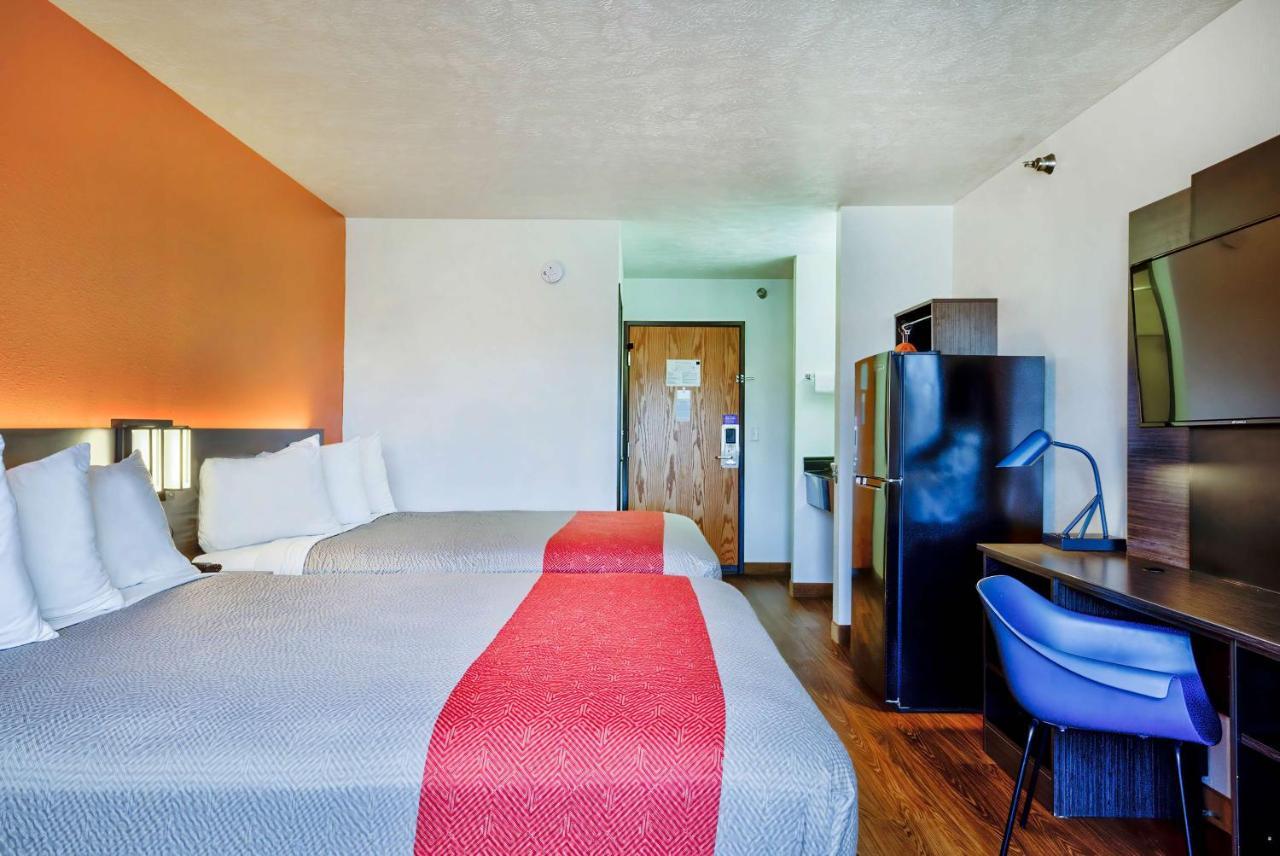 Motel 6-Percival, Ia Council Bluffs Bagian luar foto