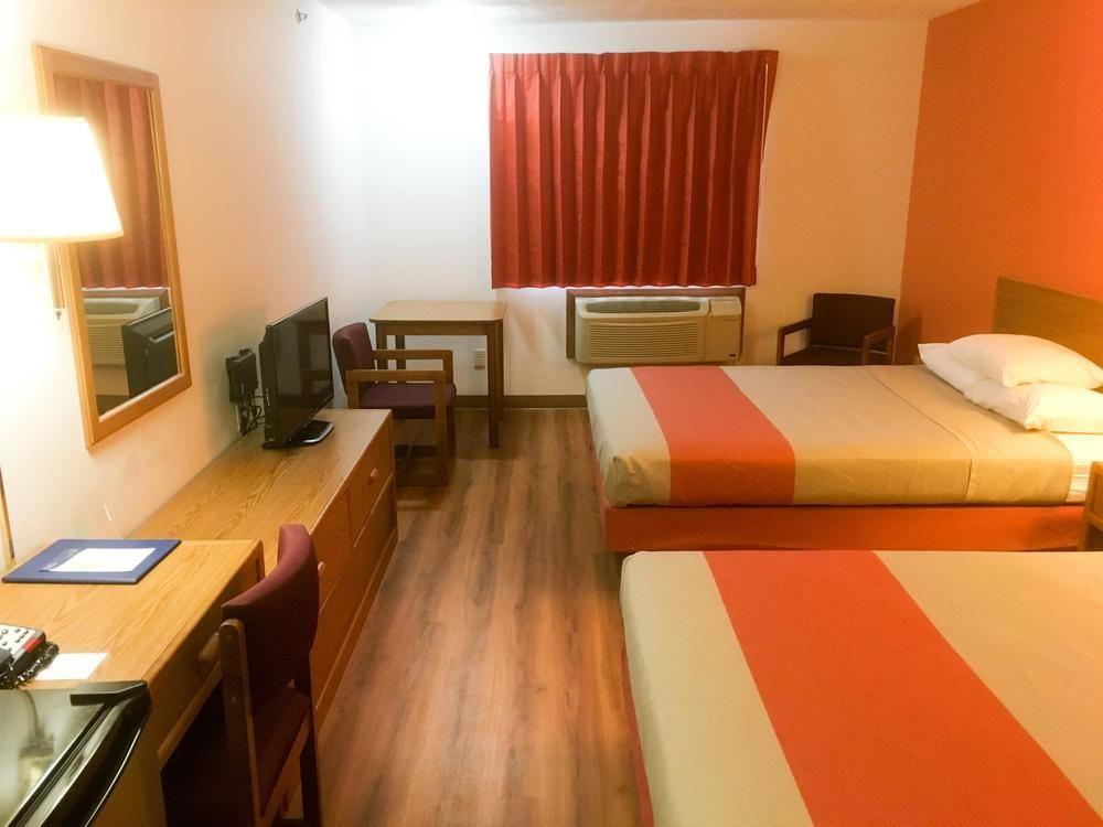 Motel 6-Percival, Ia Council Bluffs Bagian luar foto