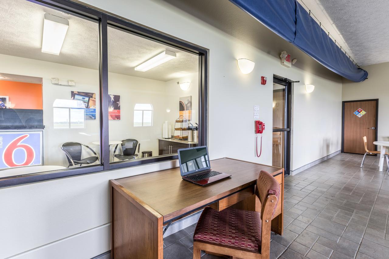 Motel 6-Percival, Ia Council Bluffs Bagian luar foto